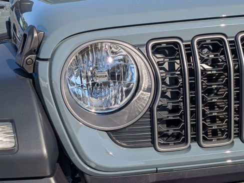 New 2026 Jeep Wrangler Unlimited Sport AWD/4WD image 8