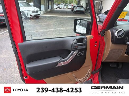 Used 2012 Jeep Wrangler Sahara w/ Connectivity Group AWD/4WD image 17