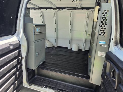 Used 2012 Chevrolet Express 2500 w/ Cold Climate Package RWD image 30