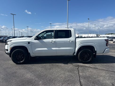New 2026 Nissan Frontier SV w/ SV Convenience Package AWD/4WD image 6