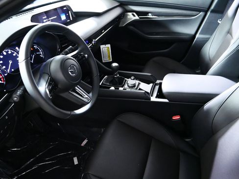 New 2026 MAZDA MAZDA3 2.5 S Hatchback w/ Premium Pkg FWD image 4
