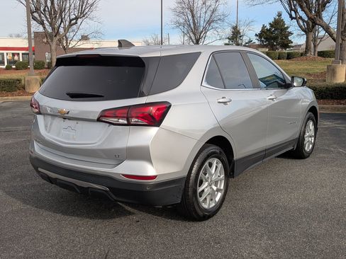 Used 2022 Chevrolet Equinox LT image 9