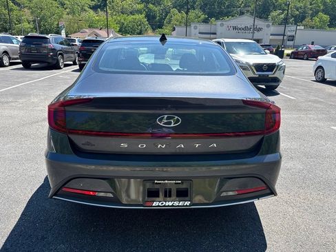 Used 2021 Hyundai Sonata SE w/ Cargo Package FWD image 4