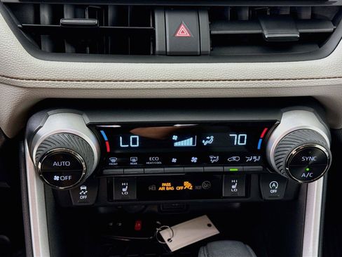 Used 2025 Toyota RAV4 XLE w/ Weather Package AWD/4WD image 9