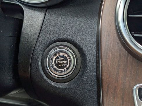 Certified 2022 Mercedes-Benz GLC 300 4MATIC image 22