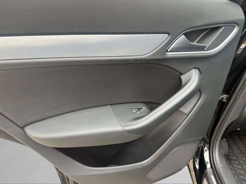 Used 2018 Audi Q3 2.0T Premium Plus w/ Premium Plus Package image 19