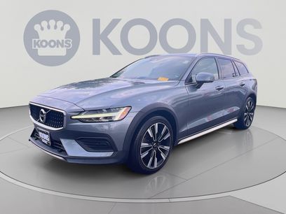 Used 2020 Volvo V60 T5 Cross Country w/ Protection Package Premier