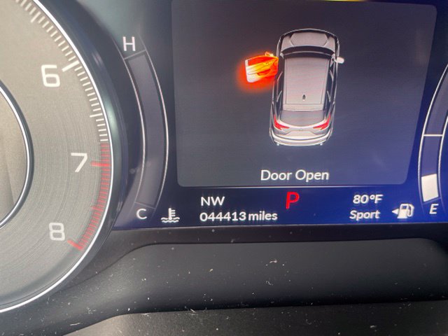 Used 2019 Acura RDX w/ Advance Package AWD/4WD image 11