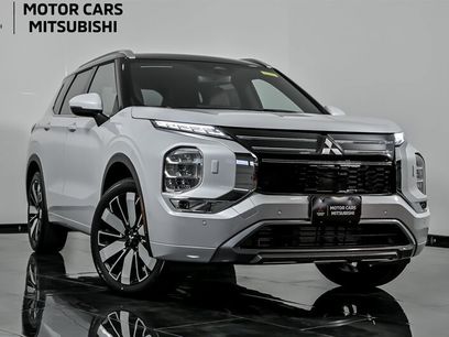 New 2025 Mitsubishi Outlander SEL