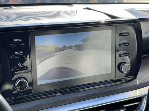 Used 2021 Kia K5 EX image 4
