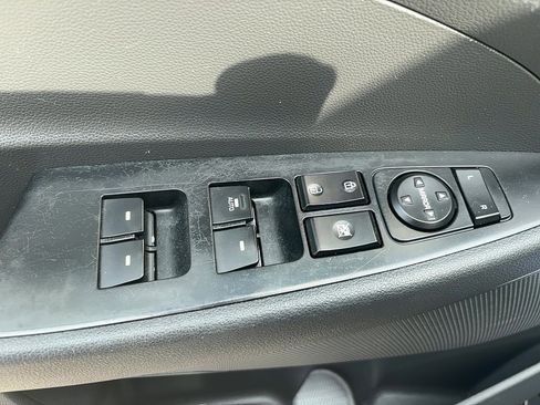 Used 2019 Hyundai Tucson Value w/ Cargo Package image 19