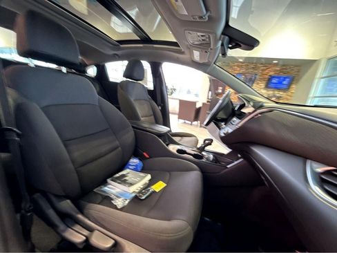 Used 2022 Chevrolet Malibu LT w/ LT True North Edition image 28