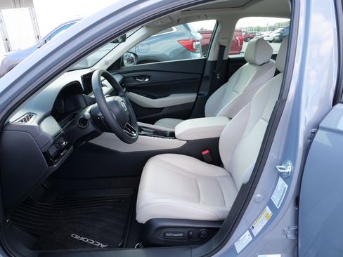 New 2025 Honda Accord EX-L image 16