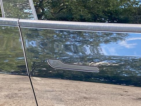 Used 2022 Tesla Model Y Performance image 20