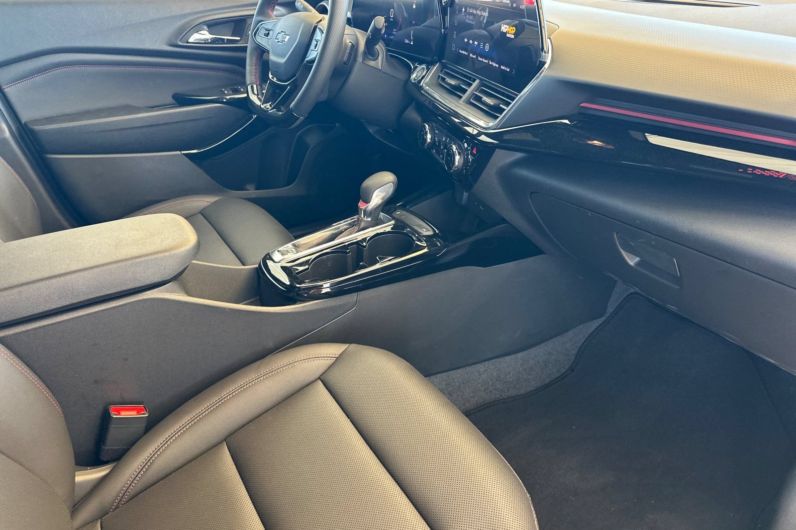 New 2026 Chevrolet Trax RS w/ Driver Confidence Package FWD image 17