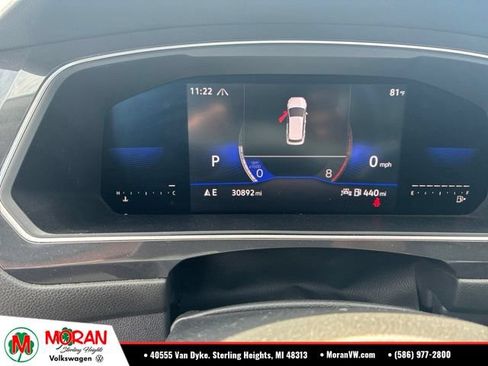 Used 2022 Volkswagen Tiguan SE w/ Panoramic Sunroof Package AWD/4WD image 12