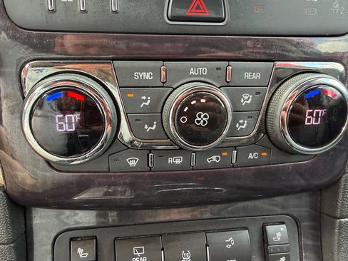 Used 2017 Buick Enclave Leather image 33