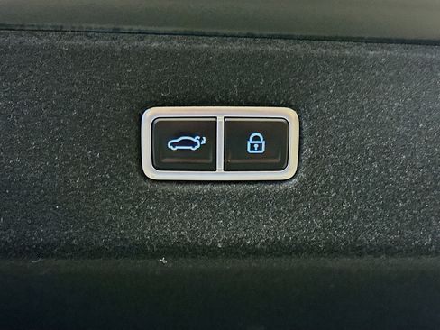 Used 2024 Hyundai Ioniq 6 SE image 29