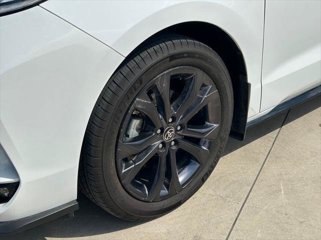 Certified 2025 Toyota Sienna XSE w/ XSE Plus Package FWD image 9