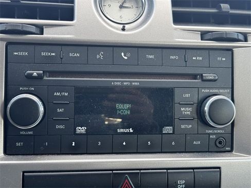 Used 2009 Chrysler Sebring Touring image 28