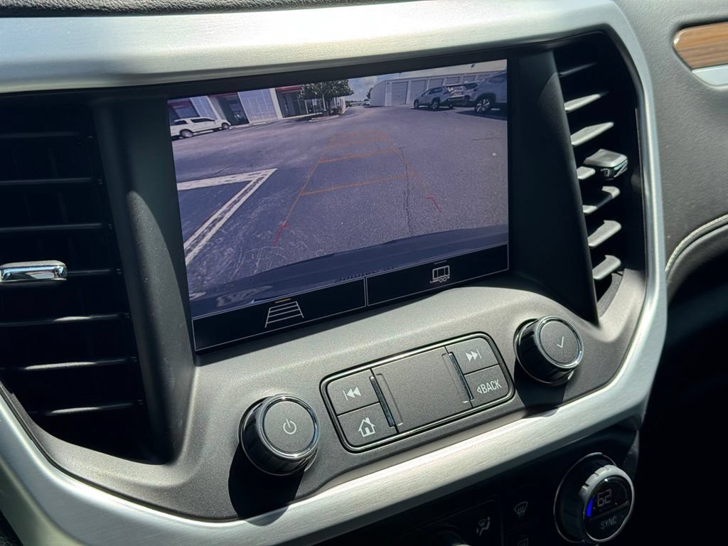 Used 2023 GMC Acadia SLE w/ Driver Convenience Package AWD/4WD image 31