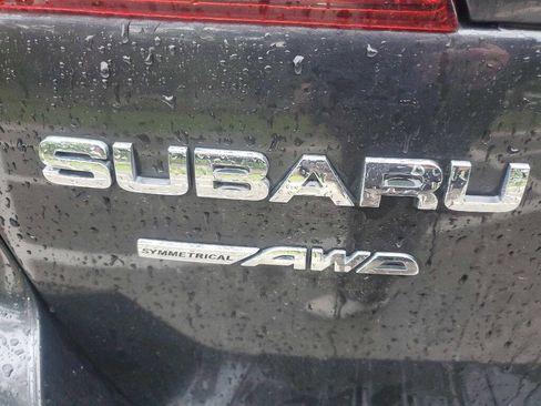 Used 2011 Subaru Outback 2.5i Limited image 13