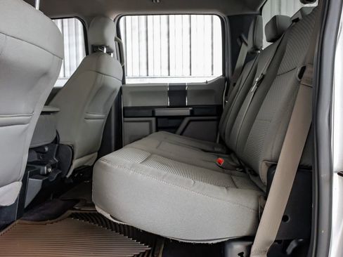 Used 2016 Ford F150 XLT RWD image 36