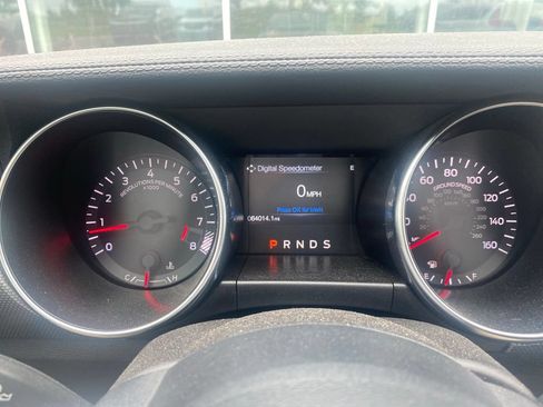 Used 2020 Ford Mustang GT w/ Black Accent Package RWD image 15