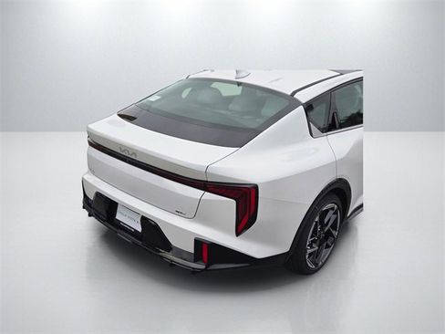 New 2026 Kia K4 GT-Line image 6