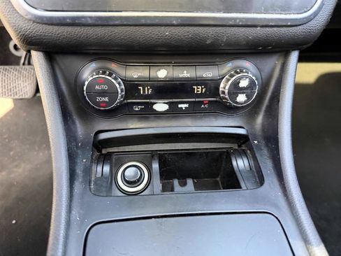 Used 2015 Mercedes-Benz GLA 250 image 15
