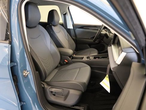 New 2026 Volkswagen Tiguan SE AWD/4WD image 28