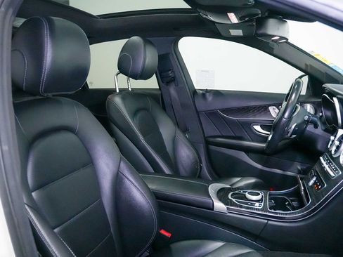 Used 2018 Mercedes-Benz C 300 Sedan image 26