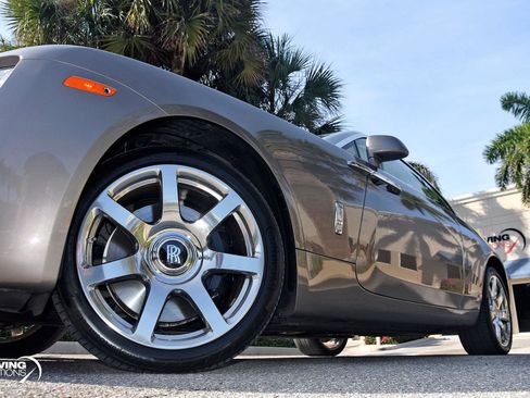 Used 2015 Rolls-Royce Wraith image 36