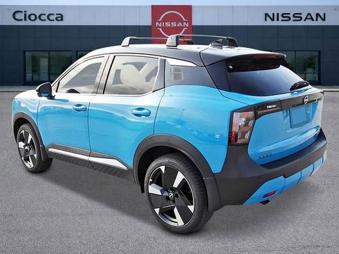 New 2026 Nissan Kicks SR w/ Cold Weather Package image 3