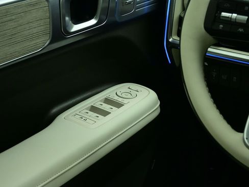 Used 2025 Hyundai Santa Fe Calligraphy image 41