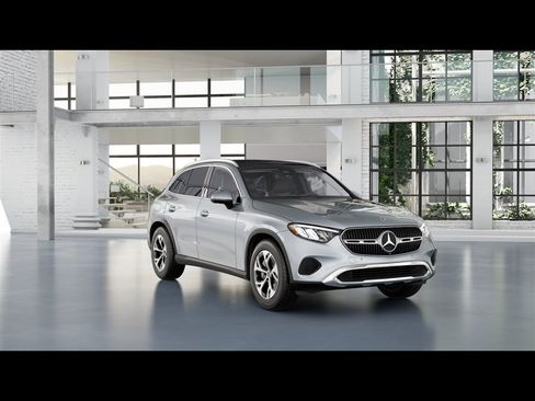 Certified 2026 Mercedes-Benz GLC 350e 4MATIC image 5