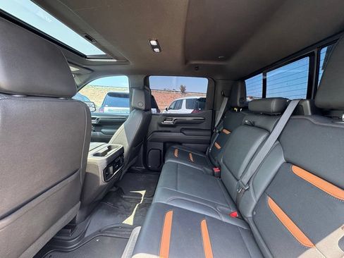 Used 2023 GMC Sierra 1500 AT4 w/ AT4 Premium Package AWD/4WD image 2
