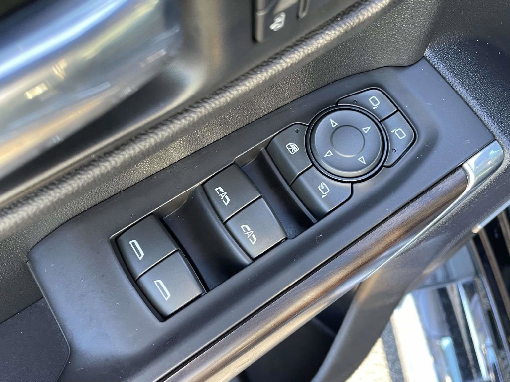 Used 2021 GMC Sierra 1500 SLT w/ SLT Premium Plus Package AWD/4WD image 20