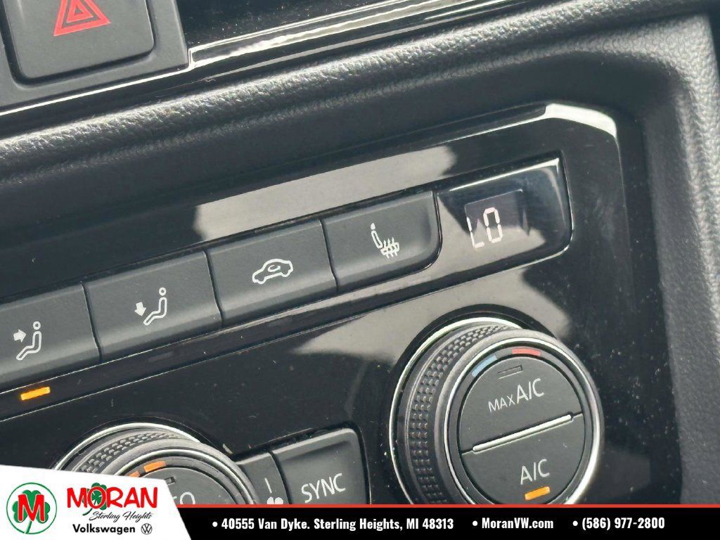 Certified 2024 Volkswagen Taos SE AWD/4WD image 28