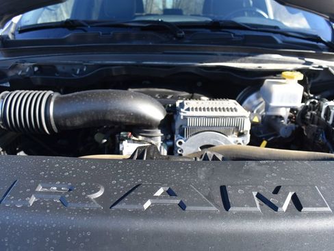 Used 2024 RAM 1500 Laramie AWD/4WD image 43