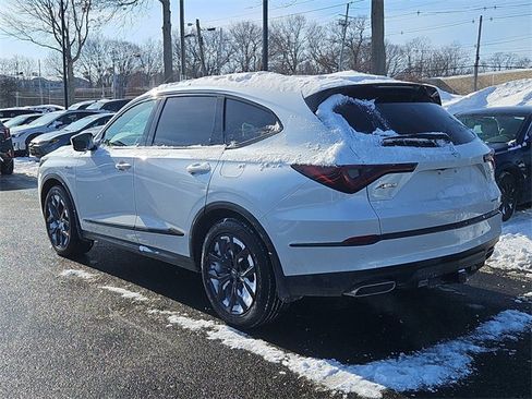 Used 2023 Acura MDX A-Spec image 6