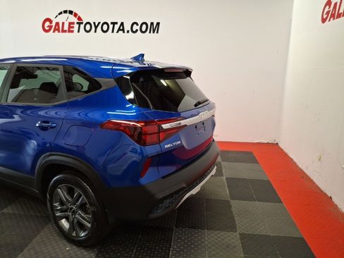 Used 2023 Kia Seltos LX image 5