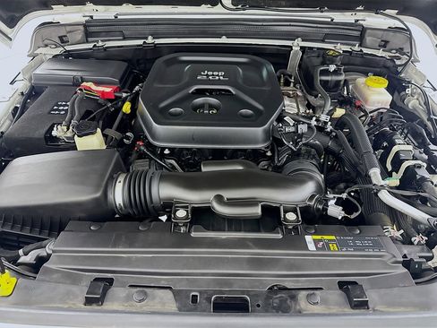 Used 2020 Jeep Wrangler Unlimited Sport w/ Technology Group image 23