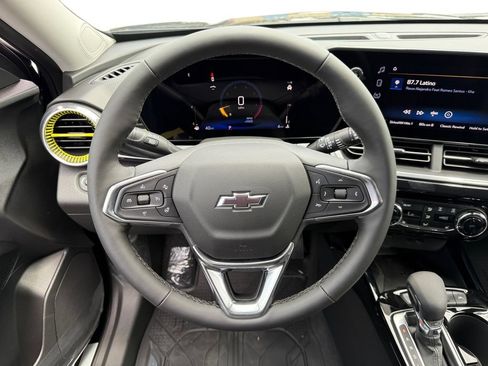 New 2026 Chevrolet Trax ACTIV w/ Sunroof Package FWD image 12