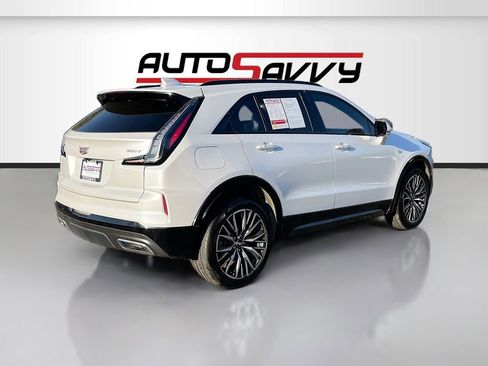 Used 2024 Cadillac XT4 Sport image 7
