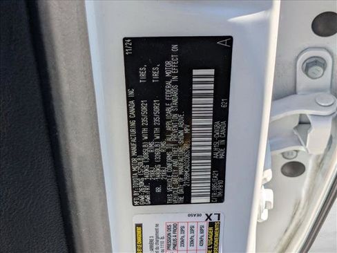 Used 2025 Lexus RX 350h image 28