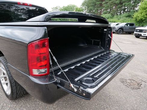 Used 2006 Dodge Ram 1500 Truck 2WD Quad Cab w/ Communication Pkg image 10