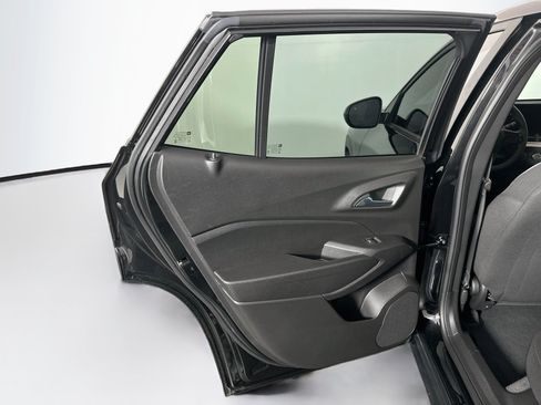 Used 2024 Chevrolet Trax LS w/ LS Convenience Package FWD image 26