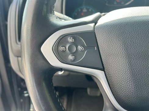 Used 2015 Chevrolet Colorado LT AWD/4WD image 26