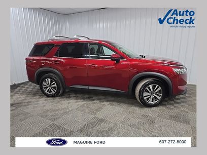 Used 2023 Nissan Pathfinder SL w/ Lighting Package (N92)